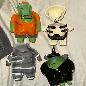 Halloween serving bowls